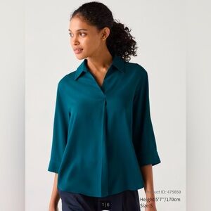 Uniqlo Rayon Skipper Collar Blouse 3/4 sleeve. Color: turquoise